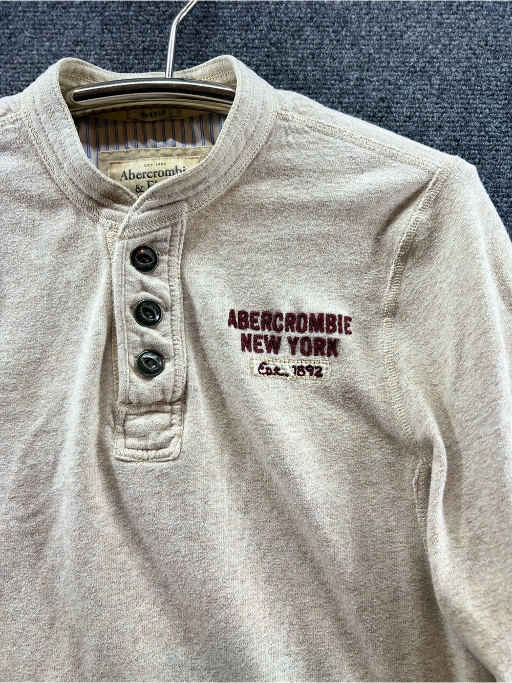 Vintage Abercrombie & Fitch Shirt Mens XL Henley Long Sleeve Muscle Beige Y2K